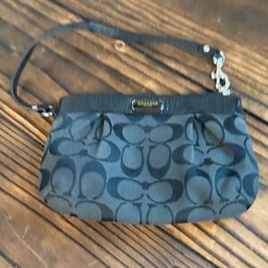 Vintage Coach Black and Gray Signature Wristlet